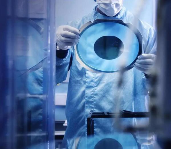 芯片產能轉向東南亞傳言頻發，上海代工廠稱6月數據將證實產能穩固